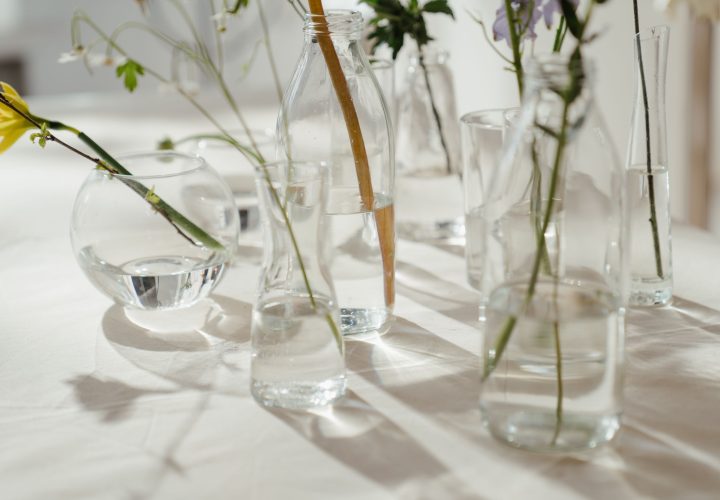 Quoi mettre dans un grand vase transparent pour un beau rendu ?